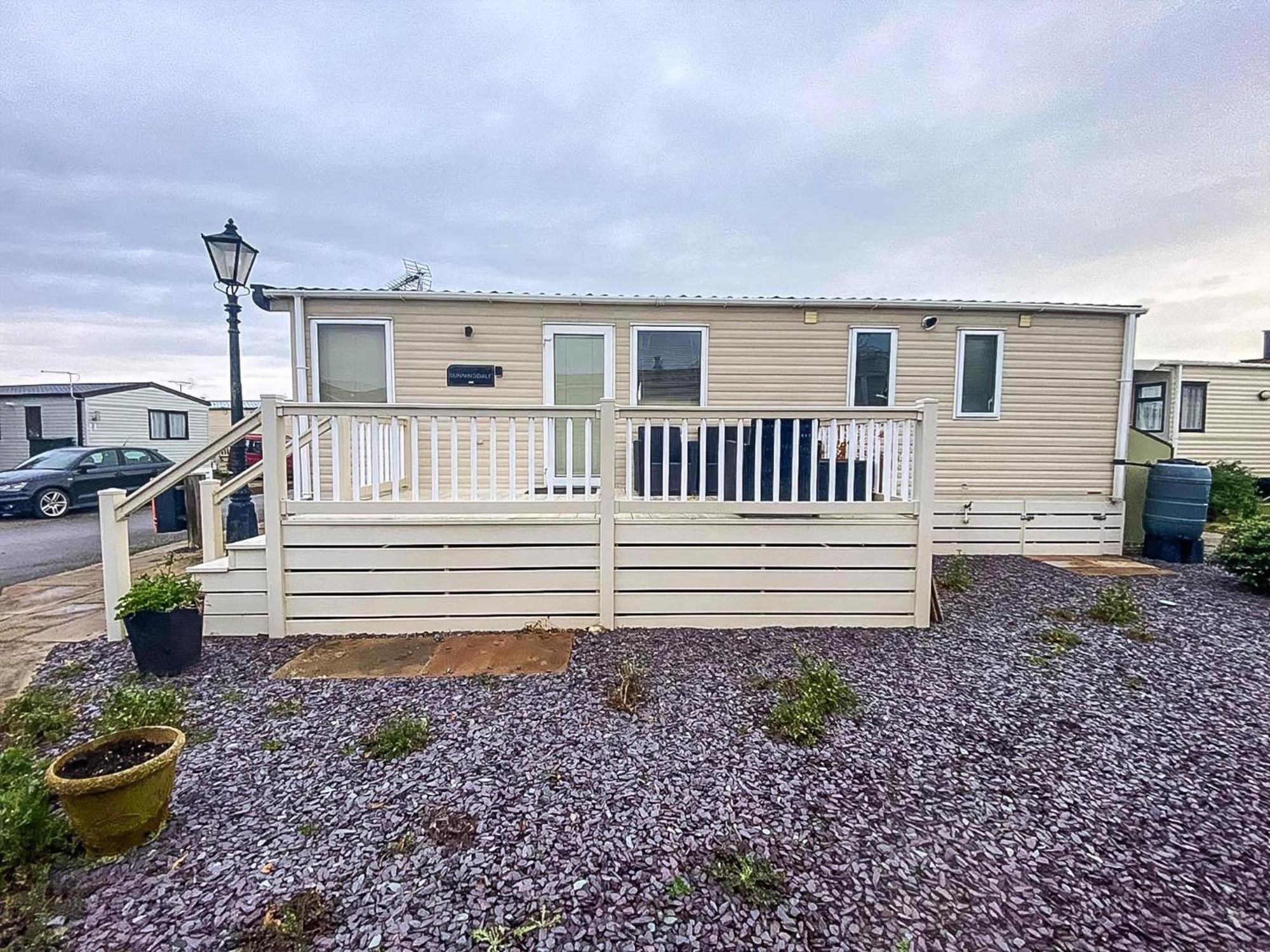 Lovely 6 Berth Caravan With Decking And Wifi In Kent, Ref 47017C Hotel Whitstable Eksteriør billede